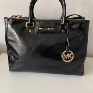 MICHAEL KORS purse